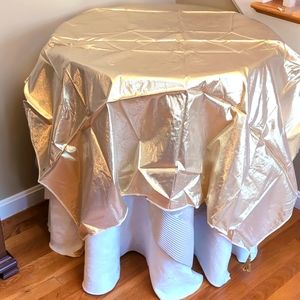 Gold Lame table topper NWT